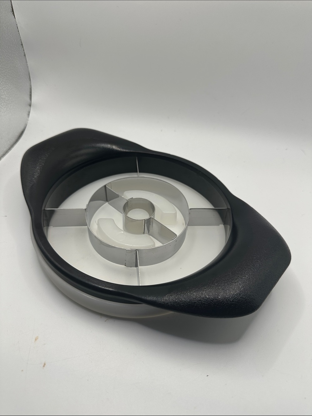 Pampered Chef Pineapple Corer/Slicer Cutter Wedge